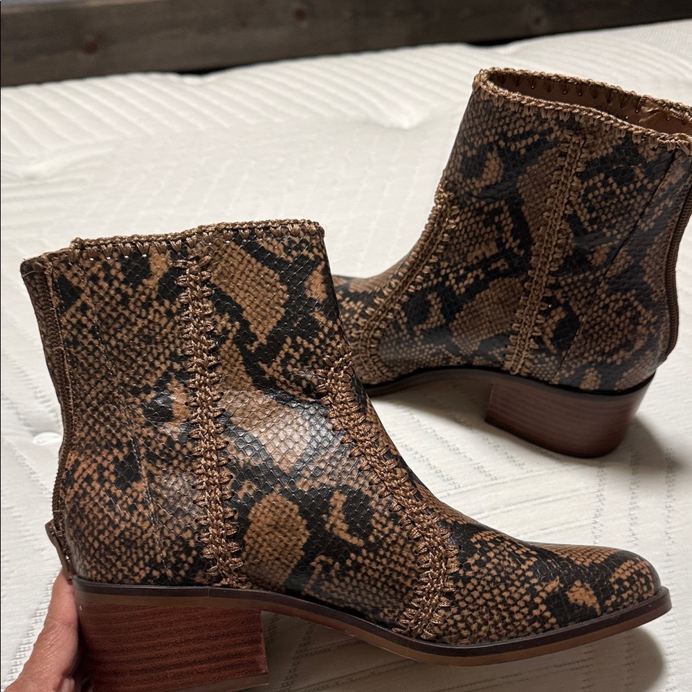 Chelsea & Violet Tan Snake Print Ankle Boots